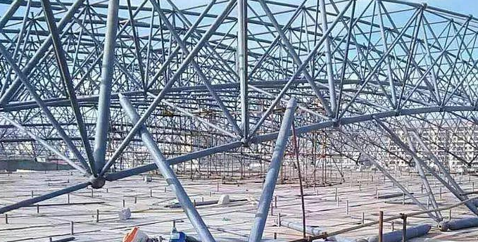 西安盘点螺栓球网架对于选材方面的4个基本恳求